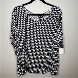 Blouse NWT‼️BOGO‼️